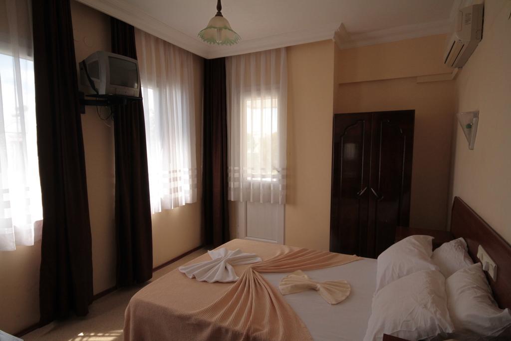 Didyma Apollon Hotel Didim Quarto foto